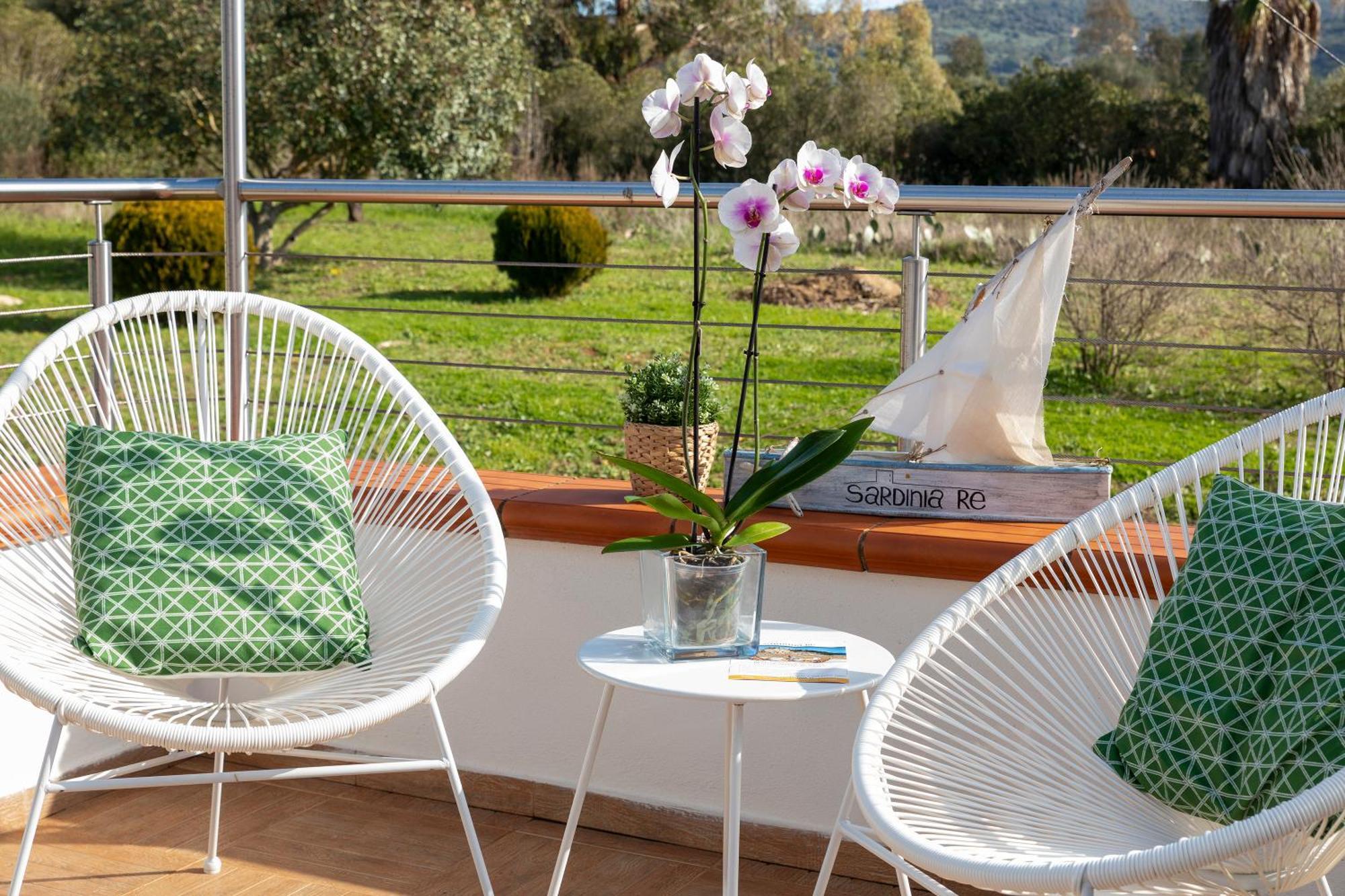 Sardinia Re - Villa Fioretta Flowers Apartments Olmedo Esterno foto